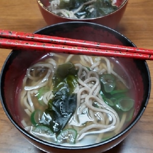 わかめ蕎麦